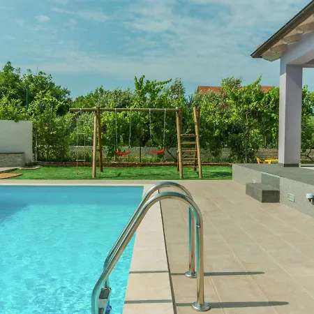 Comfortable In Villa *