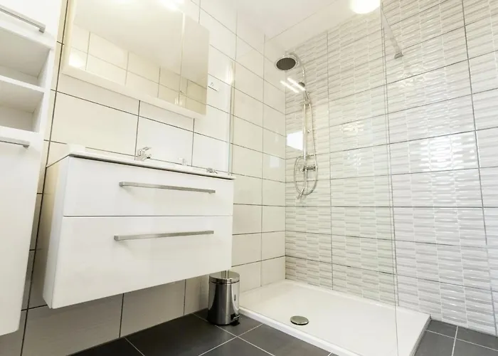 Comfortable In * Pula