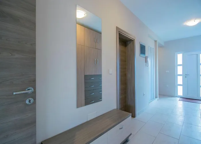 Comfortable In * Pula