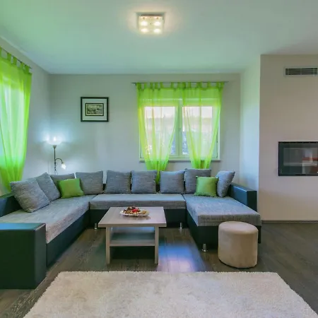 Villa Comfortable In Pula