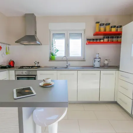 Comfortable In Villa Pula